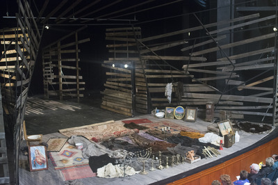 Jelenet az előadásból - © theater.hu - Ilovszky  Béla