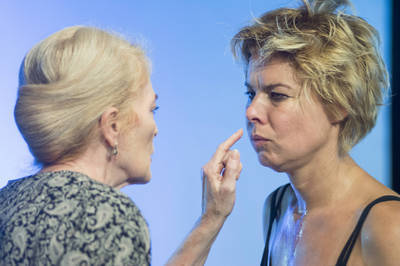 Petra von Kant keserű könnyei