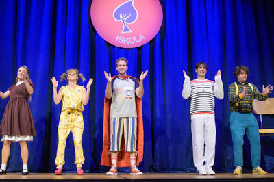 Földes Eszter, Ágoston Katalin, Schmied Zoltán, Fehér Tibor, Rada Bálint - © theater.hu - Ilovszky  Béla